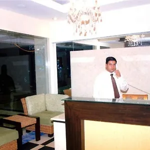 Hotel Metro43 Chandigarh